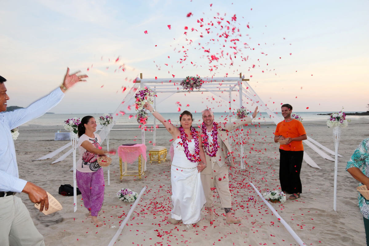 Lanta Beach Wedding