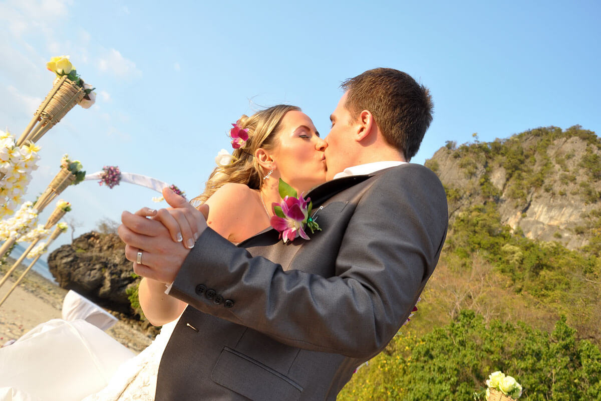 Pakbia Island Wedding